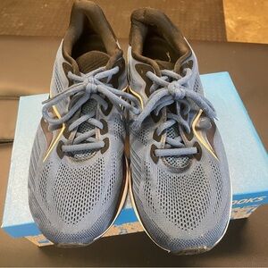 Saucony men’s Blue and Black Sneakers